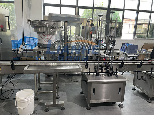 Macchina di rifornimento liquida della lozione viscosa automatica di 4 ugelli per lo sciampo detergente del sapone