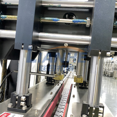 Capsulatrice automatica antiruggine della bottiglia di iso, tappatrice dello SpA per le bottiglie