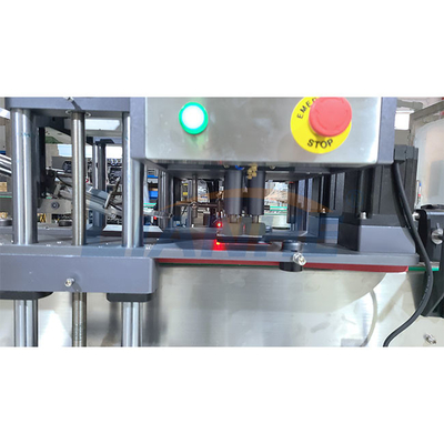 Singolo controllo inossidabile liquido dello SpA della macchina di rifornimento dell'ugello 380V
