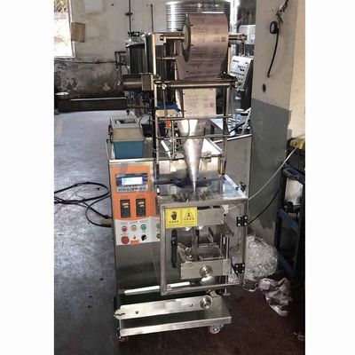 Macchina di rifornimento della bustina di 220V/110V 3.5KW elettrica per l'imballaggio crema